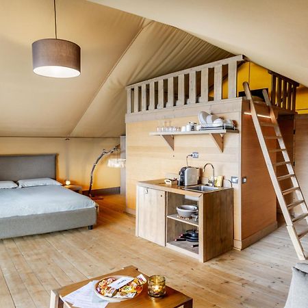 Отель Glamping Grancia Гроссето Экстерьер фото